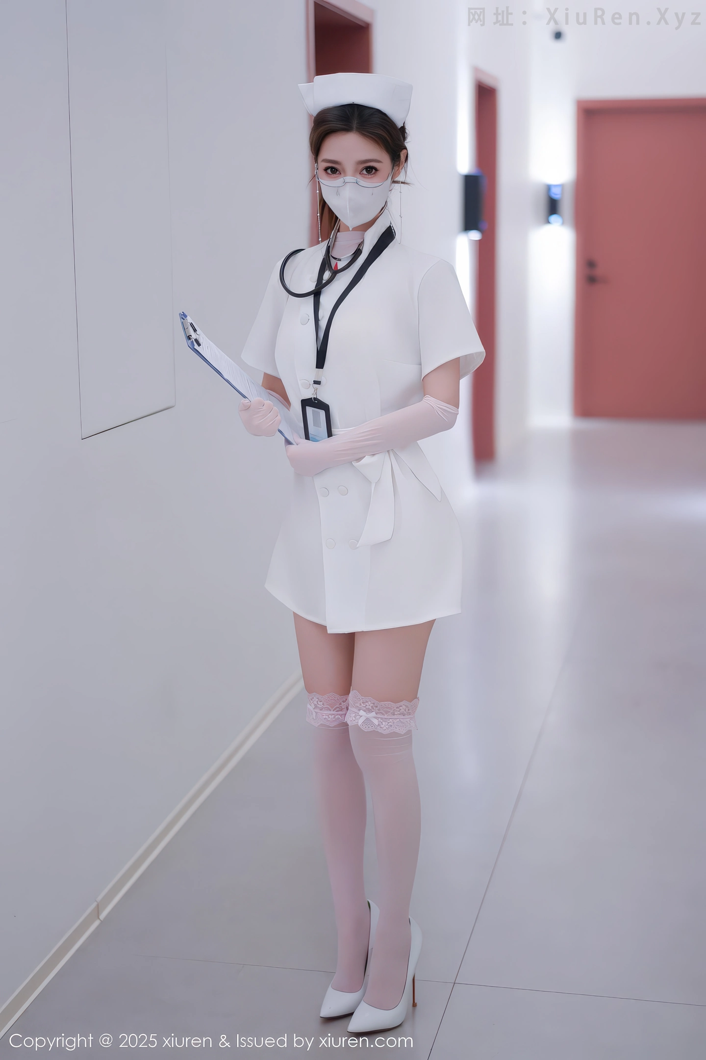 图片[3]-[XiuRen秀人网] VOL.11099 模特Twins-桃桃性感护士服露白色情趣内衣秀曼妙身姿诱惑写真78P-秀人网官方网站